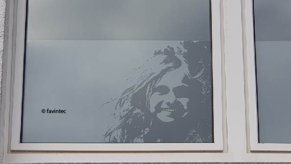 Individuelle Fensterwerbung